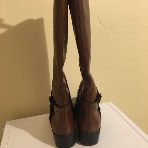 Brown Riding Boots - Picture 3 of 5